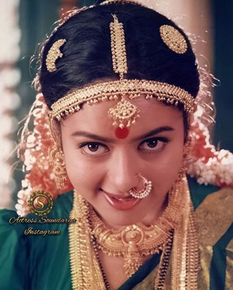 Late Sandalwood Actress Soundarya Sathyanarayana photo gallery