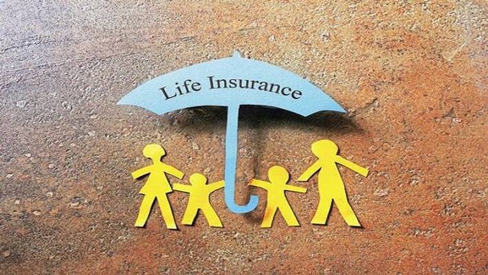 When should the youth take life insurance policy When should the youth take life insurance policy