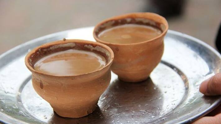Cup of Clay Plan Stoped in Hubballi Railway Station Cup of Clay Plan Stoped in Hubballi Railway Station