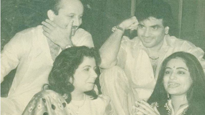 Bollywood Actor Anupam Kher And Kirron kher Marriage Anniversary know the love story