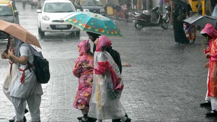 heavy rain lashes in Hassan heavy rain lashes in Hassan