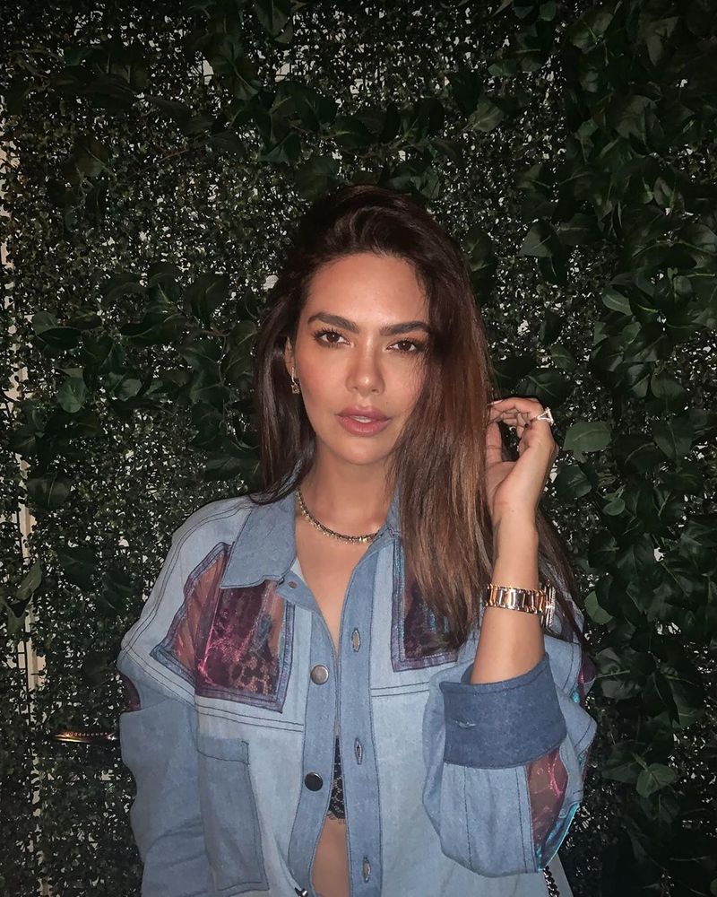 Esha Gupta stylish photo shoot goes viral