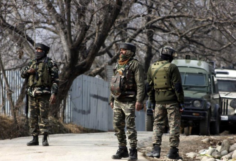 kasmir attack 2 killed kasmir attack 2 killed