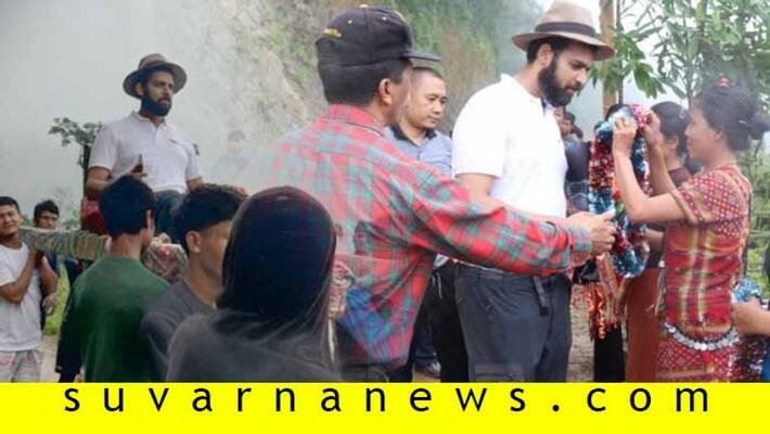 villagers From Siaha Took possession Of DC Who Visited The Village first time villagers From Siaha Took possession Of DC Who Visited The Village first time