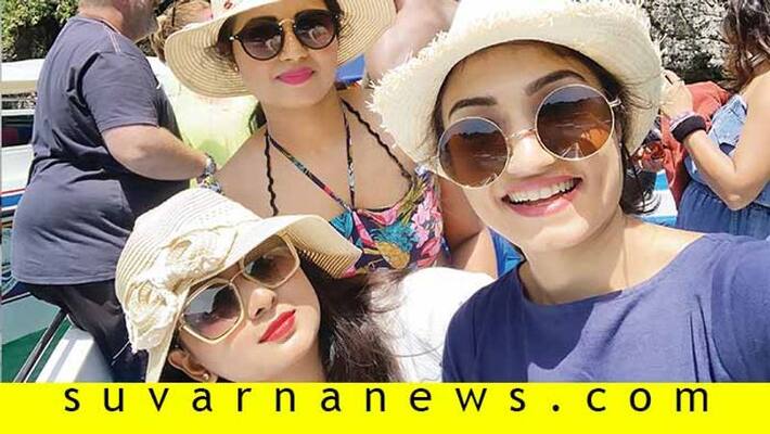 Actress Amulya enjoys bankok trip with Agnishakshi vaishnavi and college friends Actress Amulya enjoys bankok trip with Agnishakshi vaishnavi and college friends