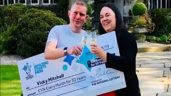 Canadian woman won jackpot lottery of 31 crore rupees cant believe on her luck Canadian woman won jackpot lottery of 31 crore rupees cant believe on her luck