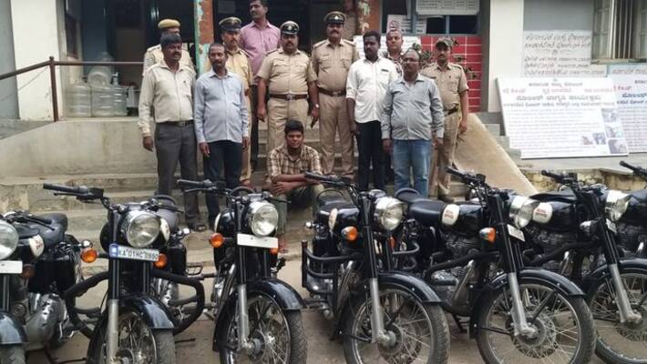 Kolara bangarpet police arrest royal enfield bullet bike thieves Kolara bangarpet police arrest royal enfield bullet bike thieves