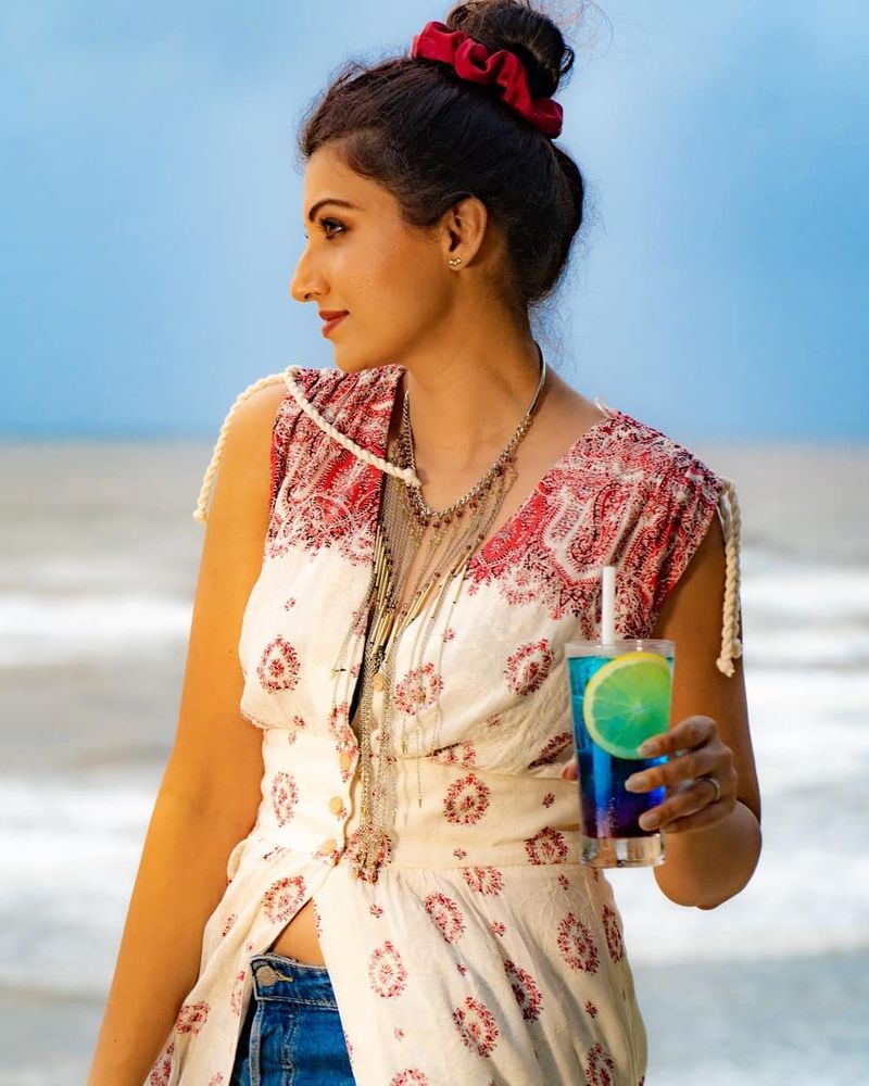 Hamsa Nandini stunning Photo shoot goes viral