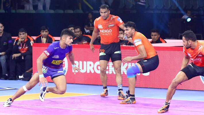 Naveen Kumar powers helps Dabang Delhi A record eighth straight win in PKL 2019 Naveen Kumar powers helps Dabang Delhi A record eighth straight win in PKL 2019