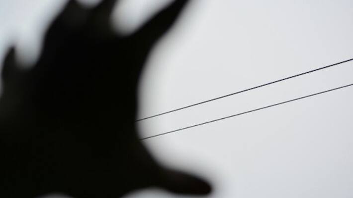 Youth Dies From electrocution in chamarajanagar snr Youth Dies From electrocution in chamarajanagar snr