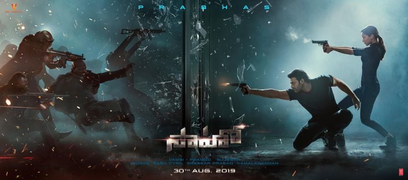 హిందీ ప్రేక్షకులు ప్రభాస్ సినిమాకు టాక్ ఎలా ఉందో తెలుసుకోకుండా థియేటర్ కు వచ్చే ఛాన్స్ తక్కువ. ప్రభాస్ ని వారు కేవలం బాహుబలిలో మాత్రమే చూసారు. ప్రభాస్ ఏమీ బాలీవుడ్ ఖాన్ త్రయంలో ఒకడు కాదు. కాబట్టి అంత లాయల్ ఫ్యాన్ బేస్ ని ఆశించడం కష్టం. ఇలాంటి పరిస్థితుల్లో ప్రీమియర్ షోల రూపంలో ఎక్కువ కలెక్షన్లు రాబట్టే ఛాన్స్ తక్కువగా కనపడుతుంది. అజ్ఞ్యాతవాసి సినిమా ప్రీమియర్ షోల రూపంలో 1.5 మిలియన్ డాలర్లను వసూలు చేసింది. సాహో చాలా ఈజీగా ఈ మార్కును దాటుతుందని ఊహించారందరూ. ఇన్ని ఈక్వషన్ల నడుమ అది కష్టంగానే కనపడుతుంది.