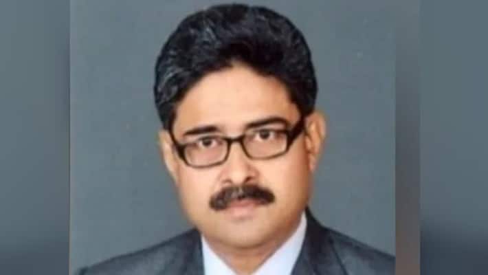 Patna High Court chief justice and 11 judges Withdrawn Cases From Judge Who Criticised Colleagues Patna High Court chief justice and 11 judges Withdrawn Cases From Judge Who Criticised Colleagues