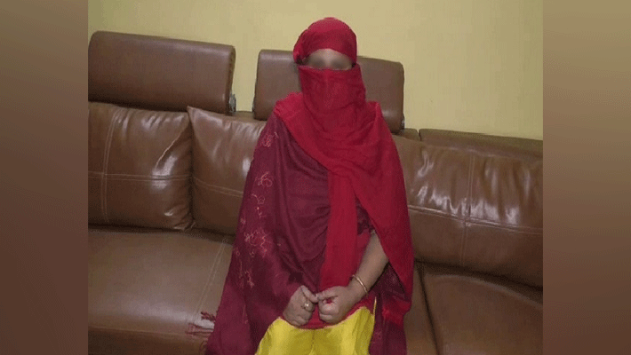 love story of female officer with car driver in noida love story of female officer with car driver in noida