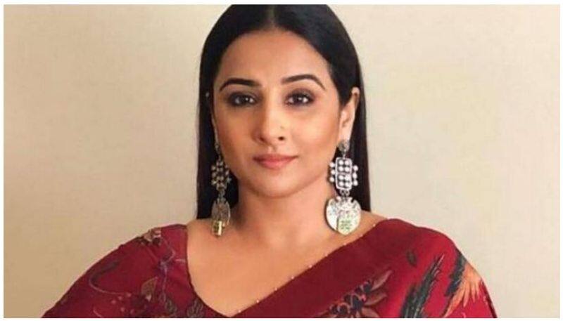 Vidya Balan Refuses to Have Dinner With Minister jsp