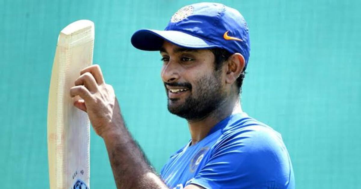 கிரிக்கெட்டிலிருந்து ஓய்வு பெற்று அரசியல் களத்தில் ஆட தயாரான அம்பத்தி ராயுடு!