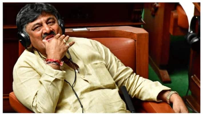 karnataka Congress leader DK Shivakumar tweeted on his arrest karnataka Congress leader DK Shivakumar tweeted on his arrest