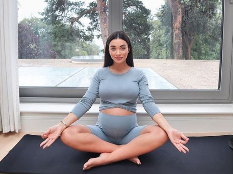 The Villain actress Amy Jackson baby shower photo gallery