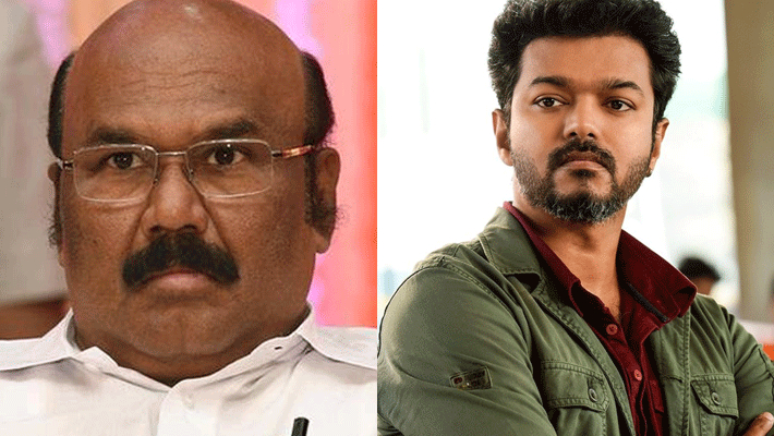Vijay fans are going to hang the knife ... Minister Jayakumar fears Vijay fans are going to hang the knife ... Minister Jayakumar fears