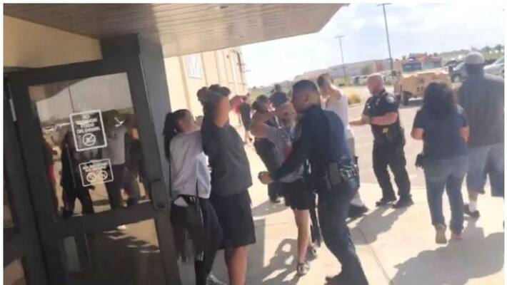 Five dead and 21 injured in Texas shooting, police say Five dead and 21 injured in Texas shooting, police say