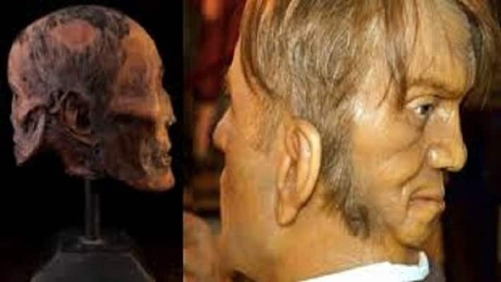 The world's most mysterious man had two faces, when one laugh the other cries The world's most mysterious man had two faces, when one laugh the other cries