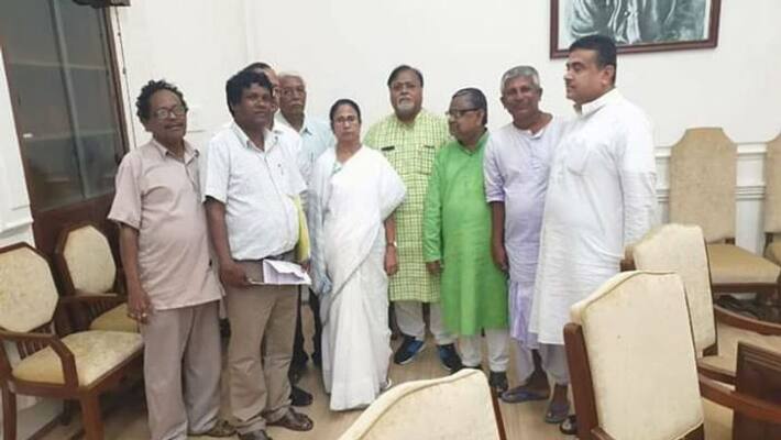 Mamata Banerjee meets Lodha leaders after election debacle Mamata Banerjee meets Lodha leaders after election debacle