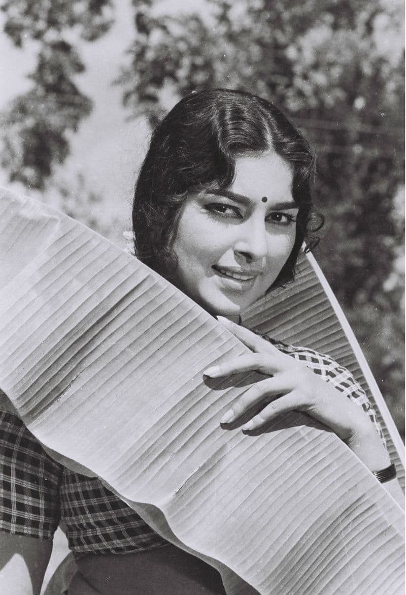 pria punaloor rajan image archive photographs of Sarada malayalam film actress