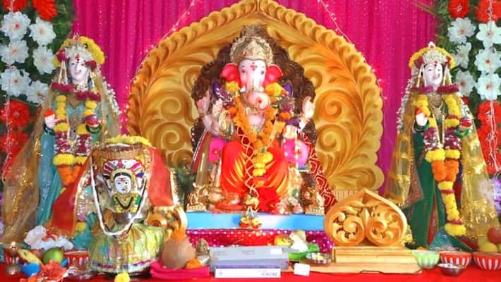 gujarat, 8 members arrested for drinking alcohol in ganesh mandapam gujarat, 8 members arrested for drinking alcohol in ganesh mandapam