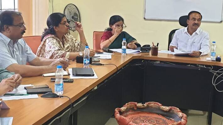 telangana health minister etela rajender review on viral fevers telangana health minister etela rajender review on viral fevers