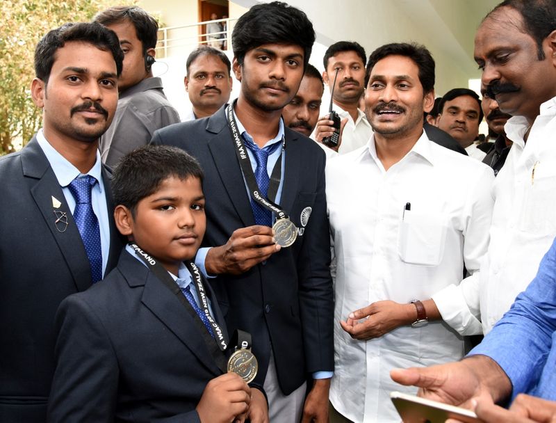 ap cm ys jaganmohan reddy visits pulivendula