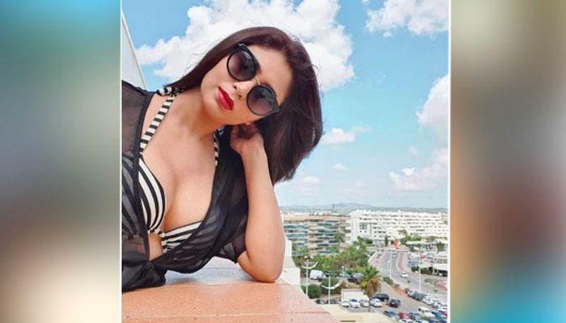 Want to date Ritabhari Chakraborty, that's how you need to prepare yourself ADB