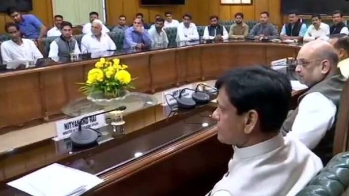 amit shah meets jammu kasjmir delegation, communication clampdown to be lifted amit shah meets jammu kasjmir delegation, communication clampdown to be lifted