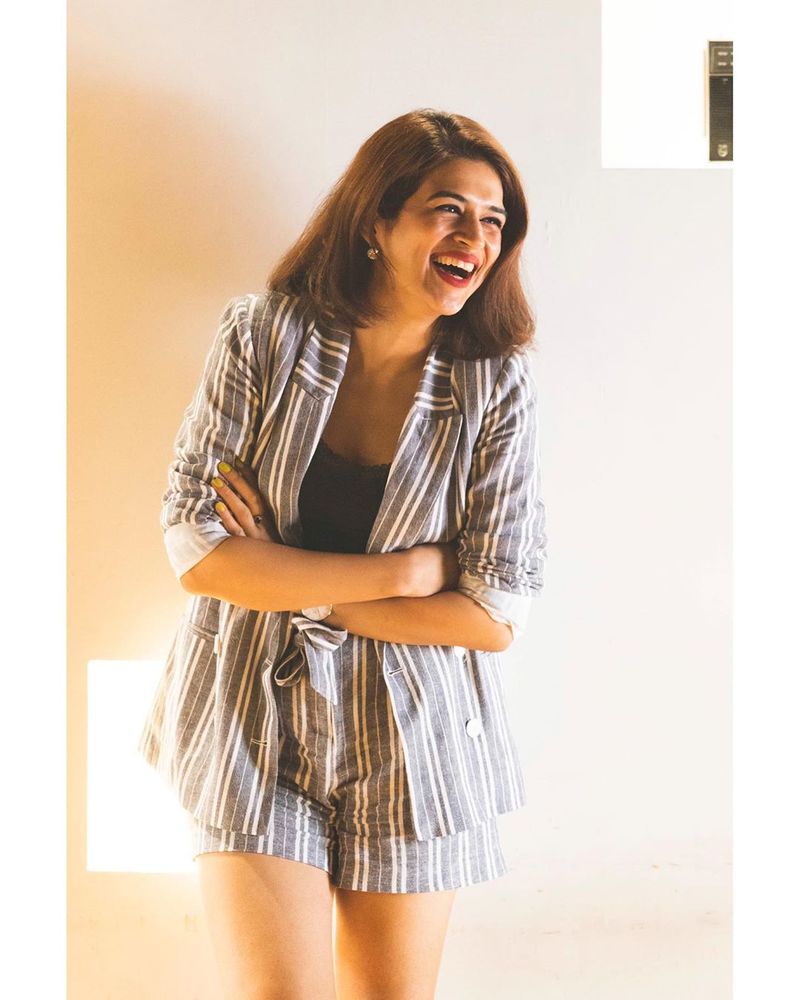Shraddha Das Instagram photos goes viral