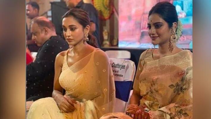 Mimi Chakraborty sang a song at Ganesh Puja pandal Mimi Chakraborty sang a song at Ganesh Puja pandal