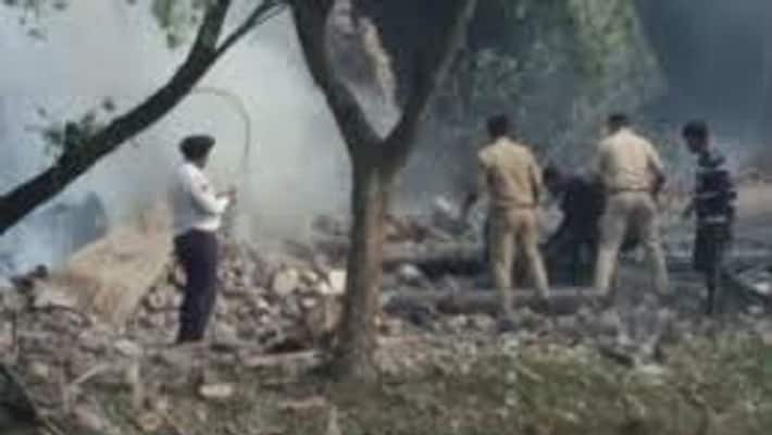 West Bengal: Massive explosion at Baruipur fireworks factory creates panic among locals -dbr West Bengal: Massive explosion at Baruipur fireworks factory creates panic among locals -dbr