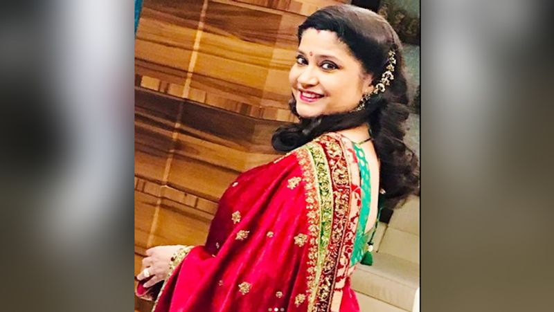बहरहाल,बरसात के प्रकोप से एक्टर अमिताभ बच्चन भी नहीं बच पाए। खबरों के मुताबिक, जुहू स्थित बिग बी के बंगले में भी पानी भर गया था। कहा जा रहा है कि सड़कों पर ज्यादा पानी भरने के कारण बंगले के परिसर में पानी भर गया। इसके चलते एक्टर और उनके परिवार का बाहर निकलना मुश्किल हो गया है।