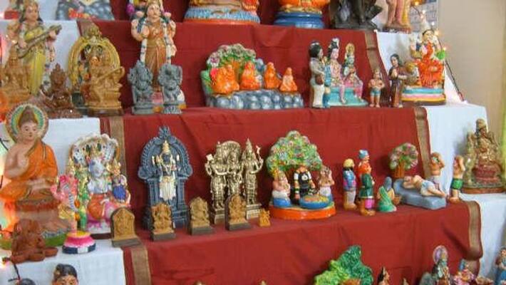 How to place Navratri kolu toy How to place Navratri kolu toy