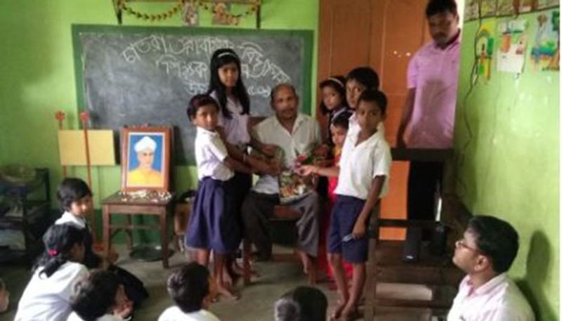 কথায় কথায় তিনি জানান তাঁর ইচ্ছে ছিল ওই চাতরা বিদ্যালয়ে প্যারা টিচার হিসেবে স্বীকৃতি পাওয়া। কিন্তু দুর্ভাগ্যবশত সেই সুযোগ তাঁর আসেনি।