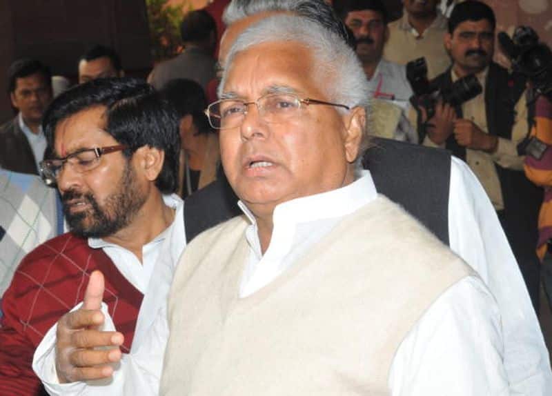 Lalu Prasad Yadav - Rashtriya Janata Dal (RJD): Bihar's former CM Lalu Prasad Yadav was convicted in four fodder scam cases with respect to the fraudulent withdrawal of money from Deoghar, Dumka and Chaibasa treasuries in Jharkhand. Presently, Lalu Prasad is undergoing treatment at the Rajendra Institute of Medical Sciences in Ranchi, Jharkhand, for kidney-related sickness.