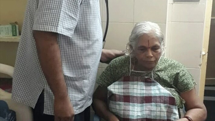 मंगायम्मा ने कहा, मीडिया से बात करते हुए कहा- कि “मुझे लगता था कि मैं बिना अपने बच्चों को देखे अंतिम सांस लूंगी, लेकिन पड़ोस में 55 साल की एक महिला ने एक बच्चे को जन्म दिया तो इसके बाद मेरी सोची बदली। उसने मुझे आईवीएफ तकनीक से मां बनने की सलाह दी। मैंने पति को इसके लिए मनाया और आज मैं बेहद खुश हूं।