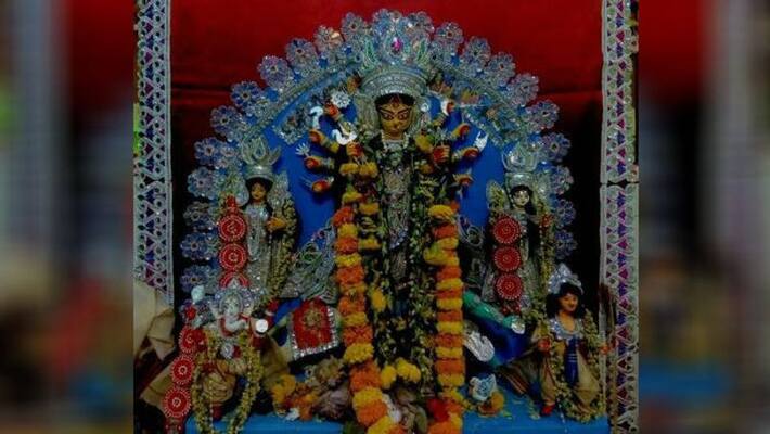 200 years old Laha barir puja is still famous in Kolkata 200 years old Laha barir puja is still famous in Kolkata