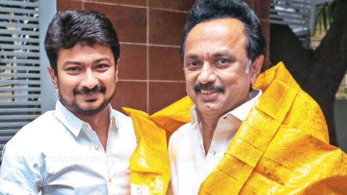 First respect for the Seniors... Udhayanidhi Stalin action
