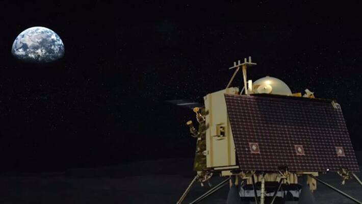 Chandrayaan 2's Moon Landing Tonight Chandrayaan 2's Moon Landing Tonight