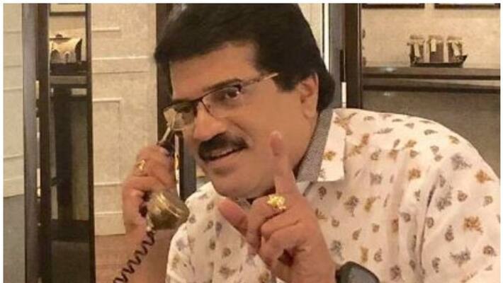 M G Sreekumars photo goes viral M G Sreekumars photo goes viral