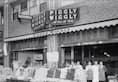 Here are interesting facts about first super market of the world Piggly Wiggly