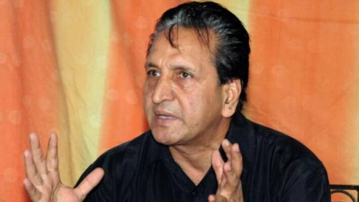 Former Pakistan spin great Abdul Qadir dies of cardiac arrest Former Pakistan spin great Abdul Qadir dies of cardiac arrest