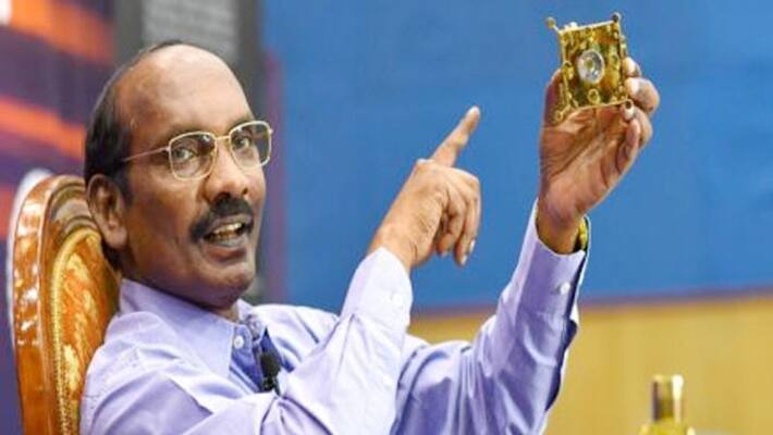Chandrayaan 2: ISRO Chief's big statement, may contact Lander Vikram in next 14 days Chandrayaan 2: ISRO Chief's big statement, may contact Lander Vikram in next 14 days