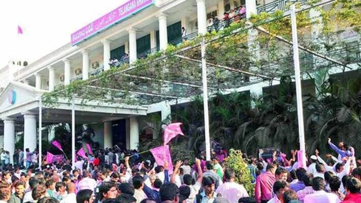 TRS activists celebrations at Telangana Bhavan over kcr cabinet expansion TRS activists celebrations at Telangana Bhavan over kcr cabinet expansion