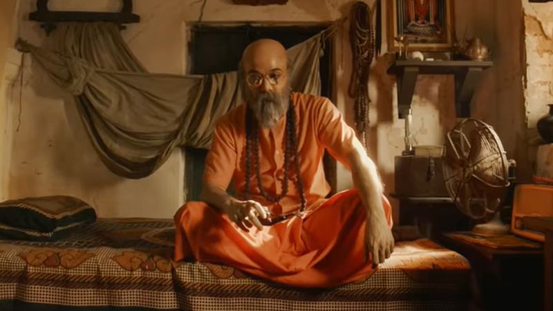 ছবির প্রেক্ষাপটঃ মুখার্জি কমিশন নিয়ে তৈরি এই ছবি। প্রেক্ষাপটে ছিল নেতাজি সুভাষ চন্দ্র বসুই কী গুমনামী বাবা, বিষদে সেই কমিশনের প্রতিটি ধাপই পর্দায় তুলে ধরা হয়েছিল।