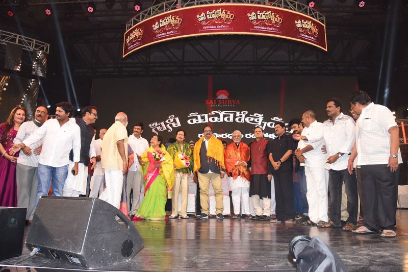 telugu cine stars radhsaaradula mahotsvam