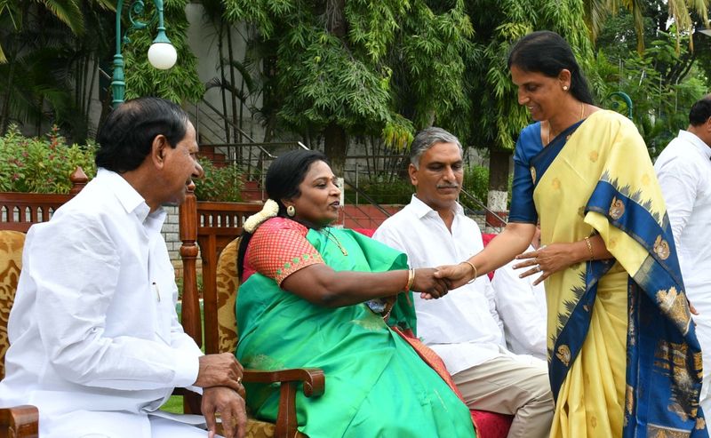 kcr expands cabinet inducts ktr, harish rao